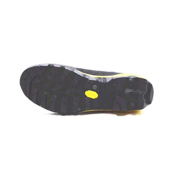 men antislip waterproof hiking shoes