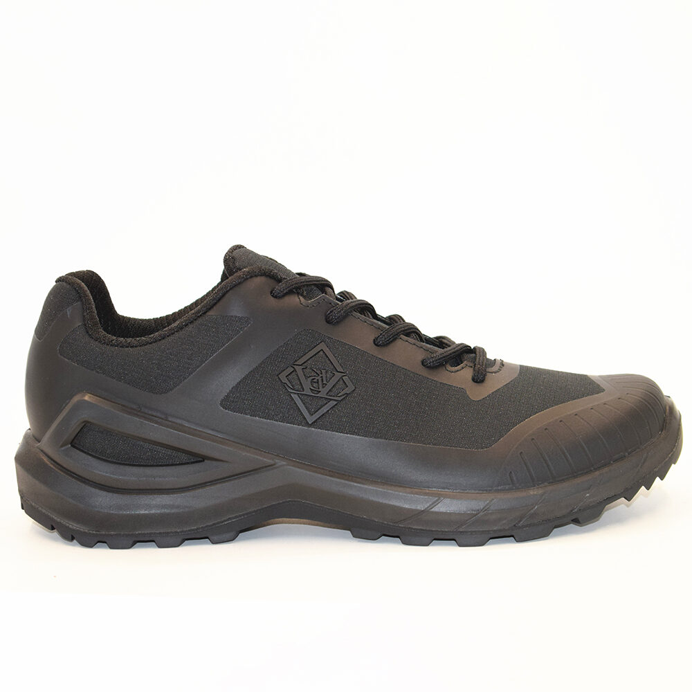 Fashionable black sport shoes breathable and comfortable running shoes