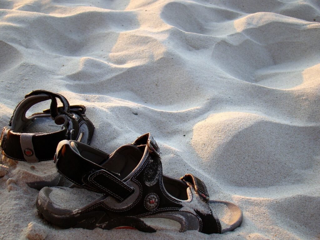 brown sandal shoes factories for men
