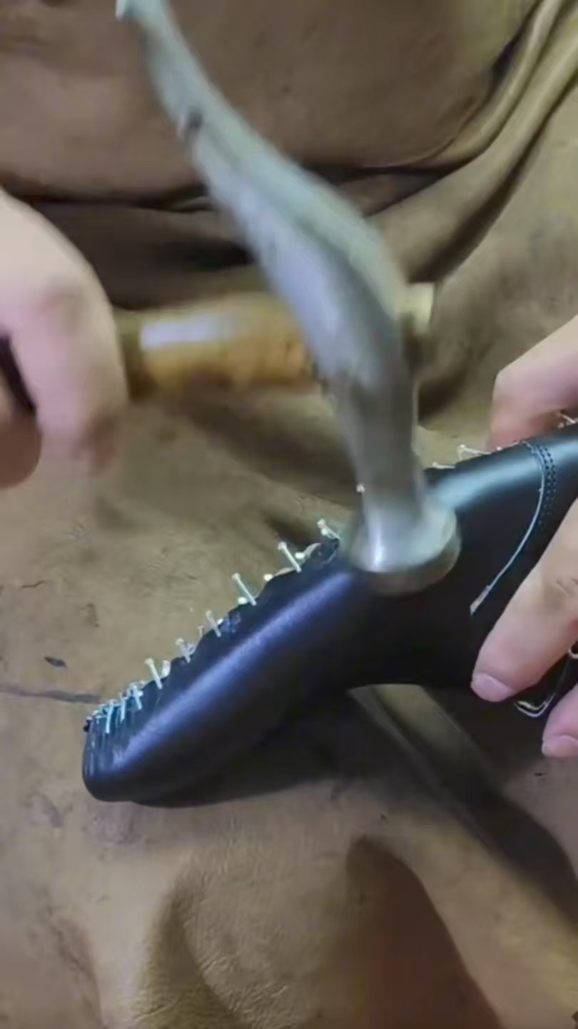 make shoes