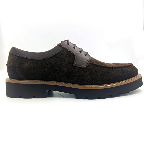 casual shoes 81