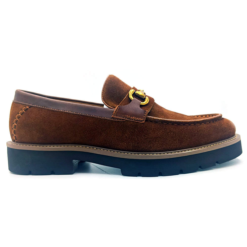 casual shoes 82