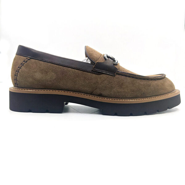 casual shoes 83