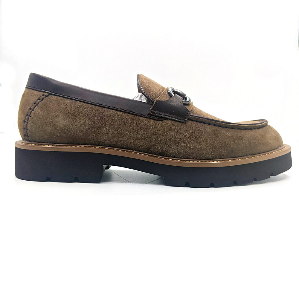 casual shoes 83