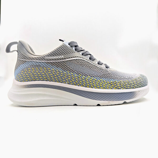 sport shoes 17