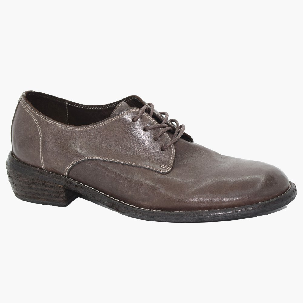 Ladies washed leather shoes