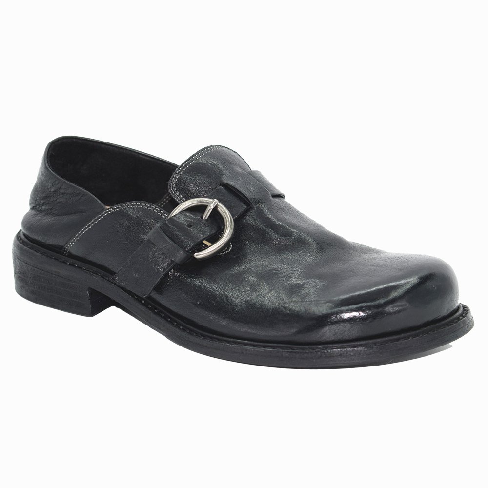 Washed leather shoes factory