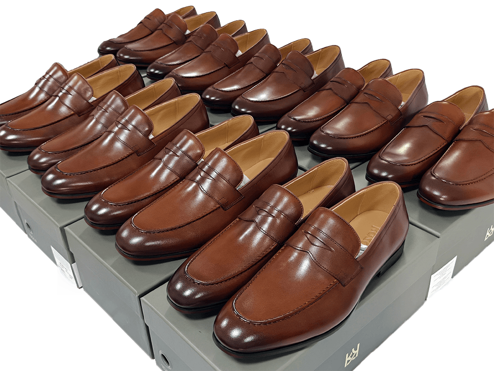 Wholesale of men's fashionable loafers